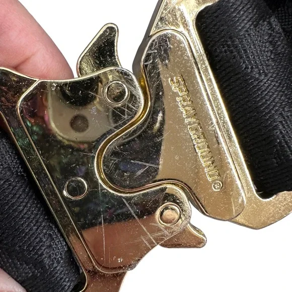 Sprayground Shark Mouth Fanny Pack Designer Belt Bag Crossbody Bag - Picture 3 of 16